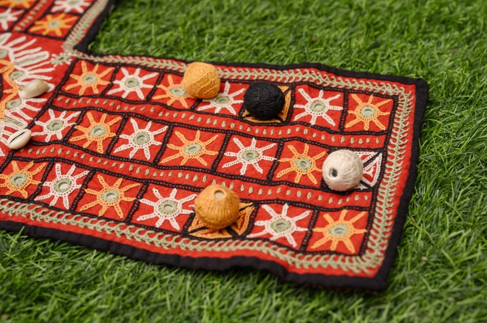 Ludo Set - Hand Embroidered